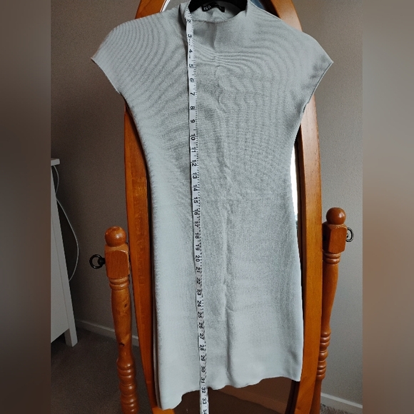 Gray mini dress - Picture 3 of 3
